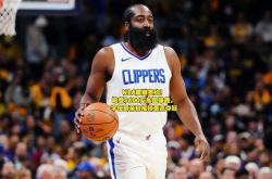 lol转区-包含雄鹿球星安戴托昆波在场上展现个人实力，赢得球迷喝彩的词条