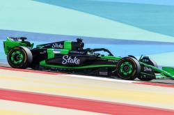 lol季中赛-阿斯顿马丁翻盘索伯车队，诺里斯带队取胜