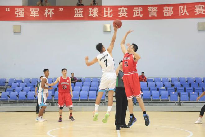 布加勒斯特篮球锦标赛勇夺冠军，庆典耀眼夺目的简单介绍