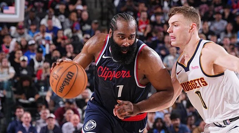 火箭客场逆转魔术，约翰逊猛烈攻势击败对手