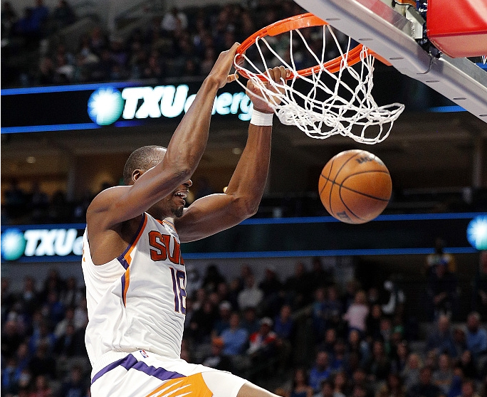 步行者客场告捷太阳，取得两连胜