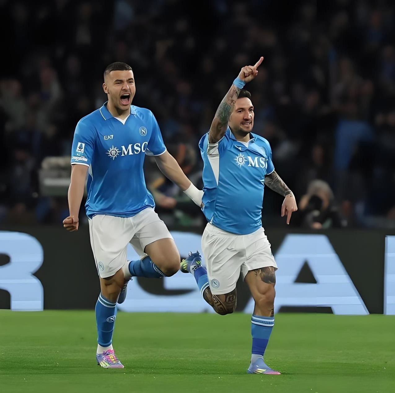 意甲比赛的对决场面迷离多变，球迷热衷讨论的简单介绍