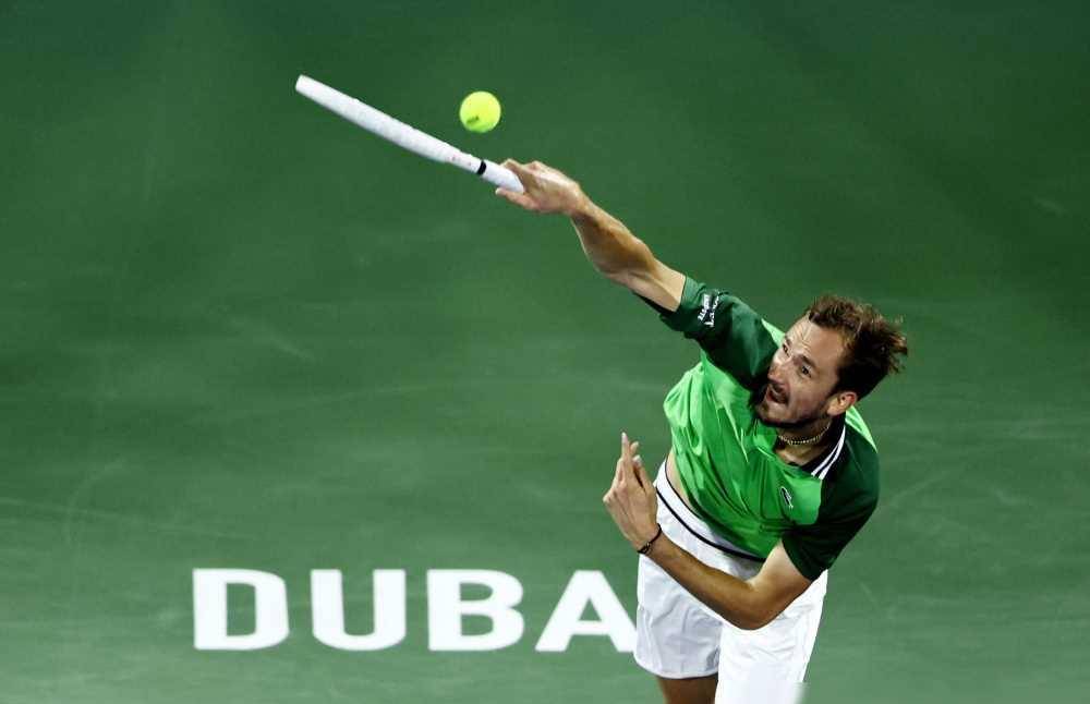 关于西班牙网球队绝地反击德国网球队，梅德韦杰夫关键制胜的信息